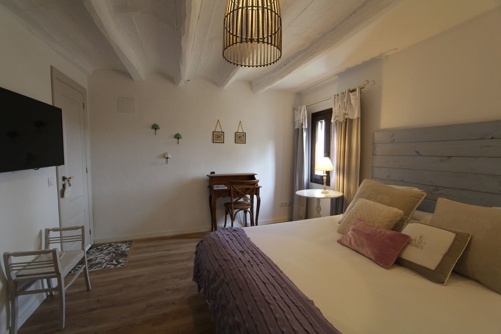 Bed & Breakfast Wine & Cooking Penedes 3*